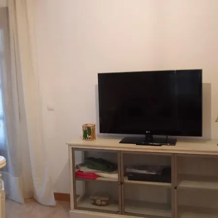 Cerca De Noja Con Acceso A *