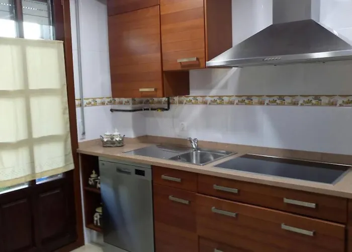 Cerca De Noja Con Acceso A Beranga