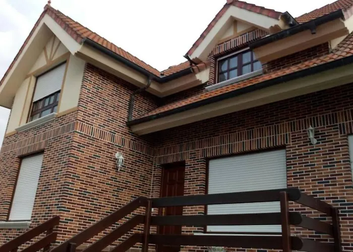 Cerca De Noja Con Acceso A * Beranga