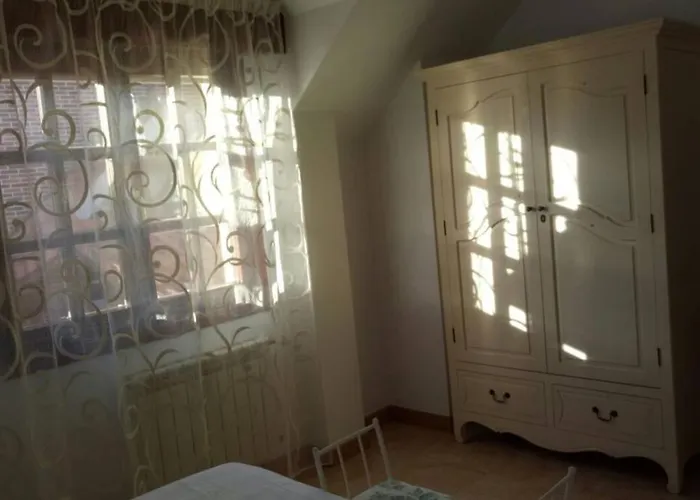 Cerca De Noja Con Acceso A